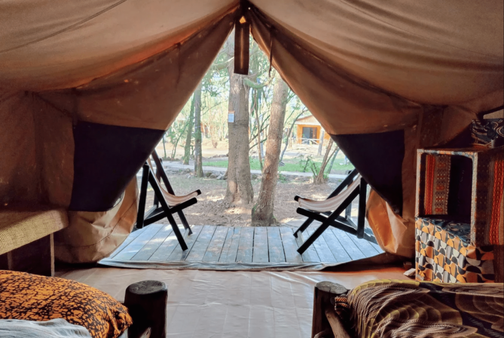 red-rocks-rwanda-lodging-and-stay
